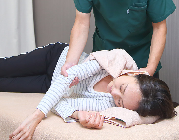 ストレートネック・巻き肩・反り腰